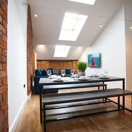 The Garnet Suite Manchester Extérieur photo
