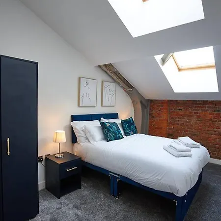 The Garnet Suite Manchester Extérieur photo